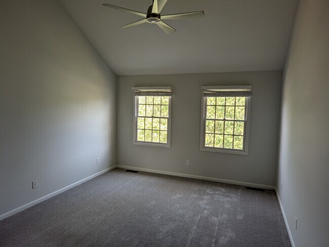 Building Photo - 34521 Springvale Cir