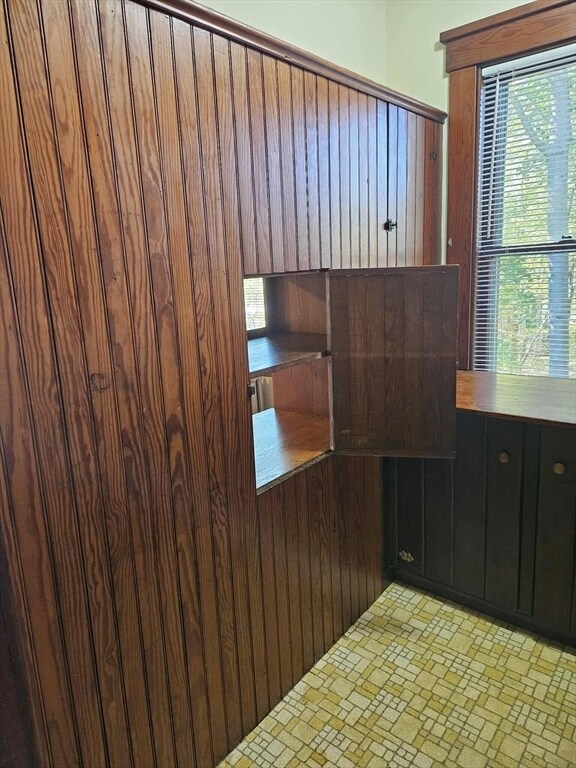 Building Photo - 263-265-265 Silver St