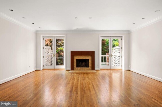 Building Photo - 4004 Highwood Ct NW