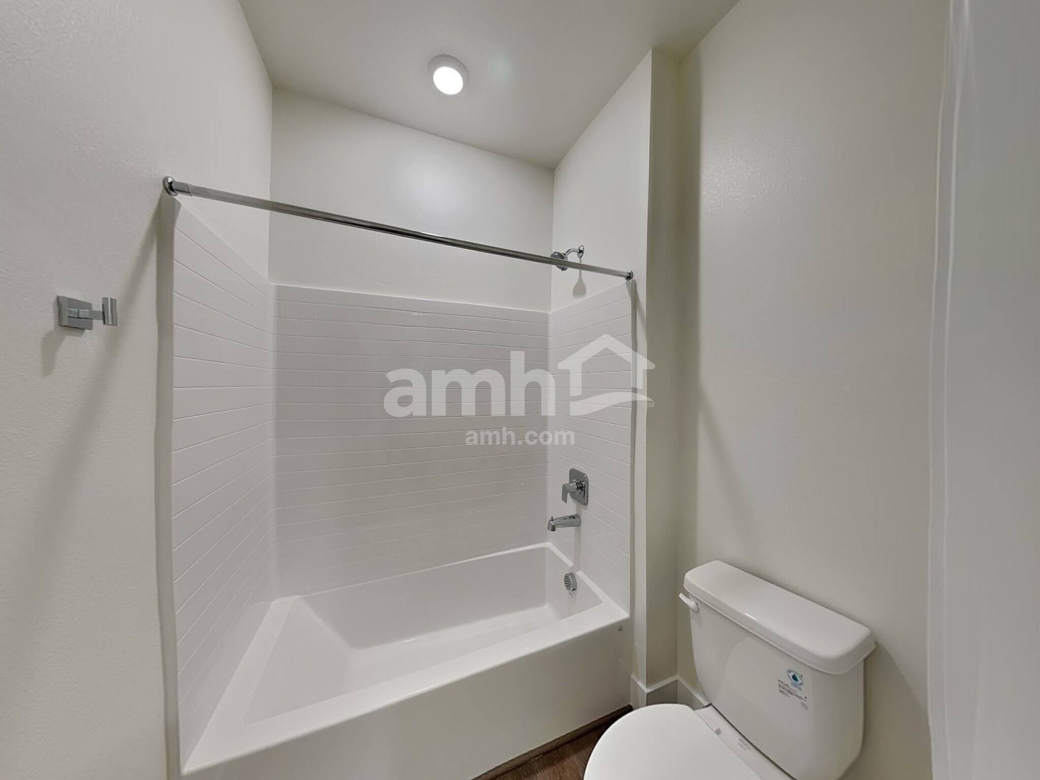 Building Photo - 533 Sacred Lotus Pl