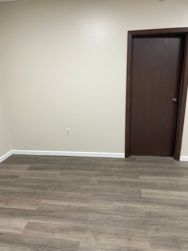 Building Photo - 9571 - 108/110 East Main St (MCPHEARSON BUILDING)