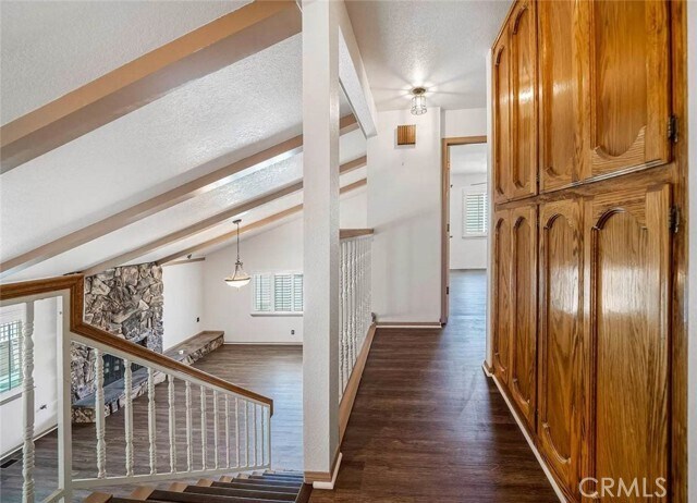 Building Photo - 39812 Golfers Dr