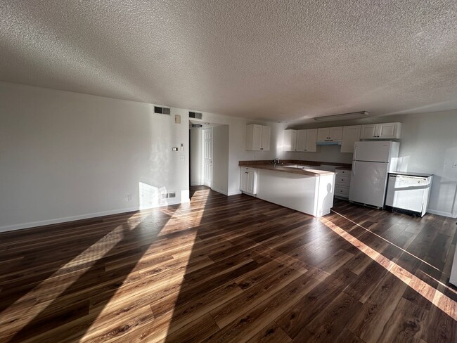 Building Photo - Coming soon 2 Bedroom 1 Bath Single Family Home