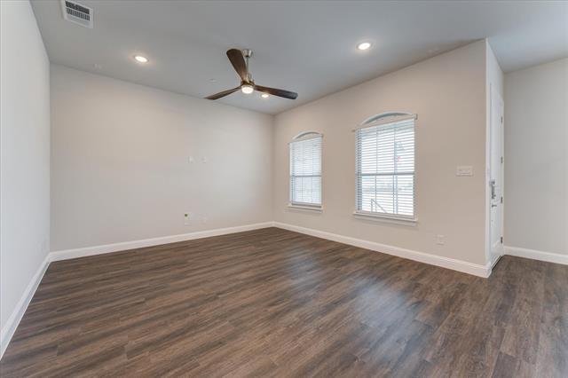 Building Photo - 6580 Iron Horse Blvd