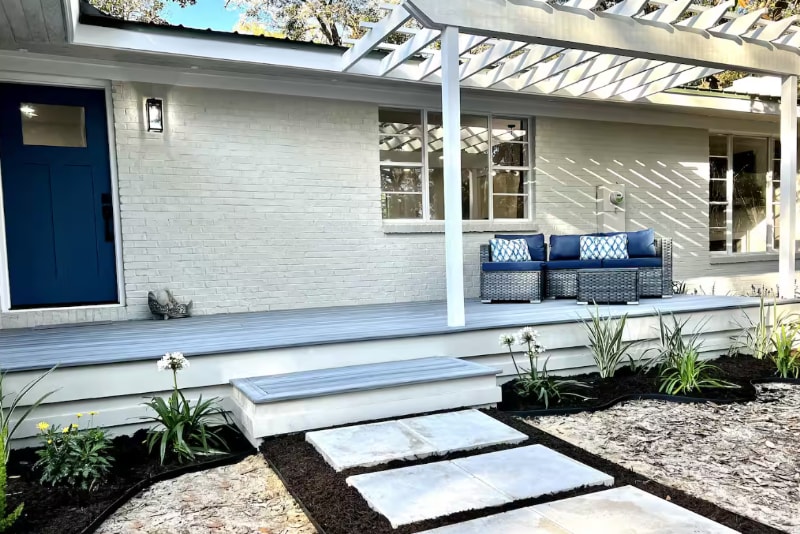 Building Photo - 14212 FL-20