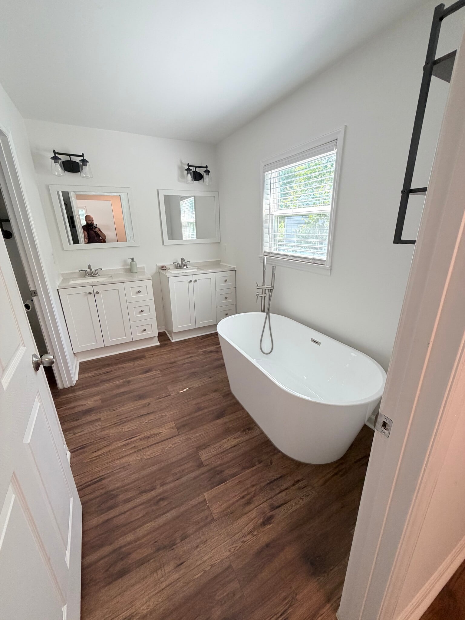 Master Suite Bathroom - 1240 Skyview Rd