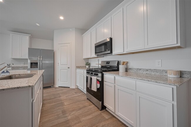 Building Photo - 4207 Zeke Ests Ln