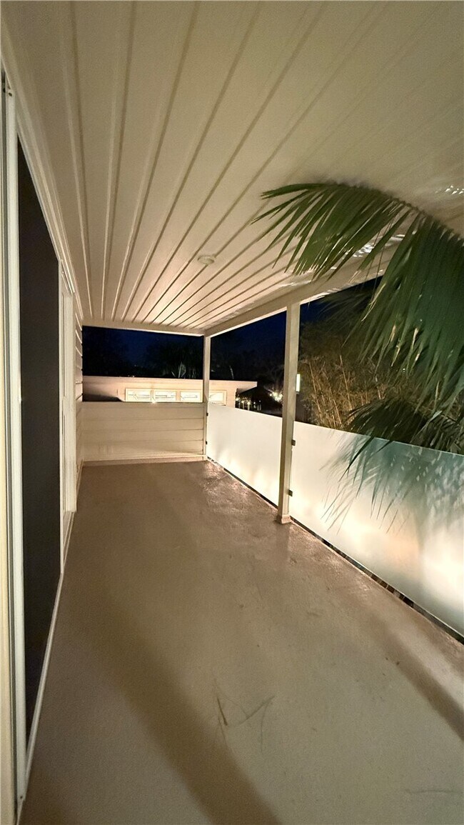 Building Photo - 30 Beacon Bay