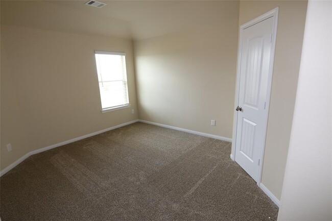 Building Photo - 17118 Devon Dogwood Trail