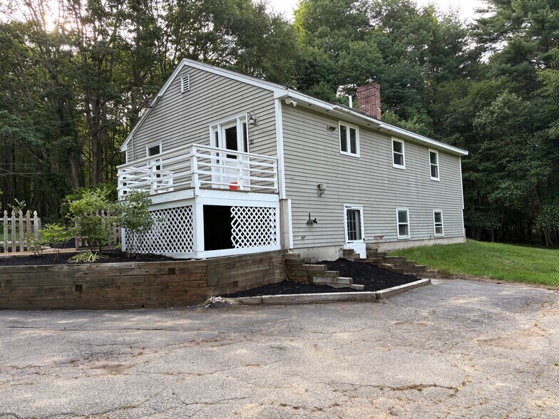 Building Photo - 20 Gee Rd