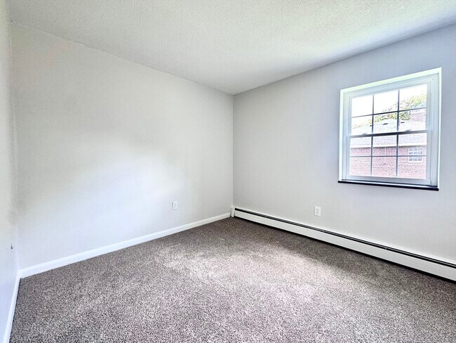 Building Photo - 130 North St