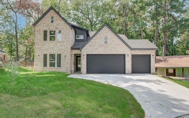 Building Photo - 1802 Rollingwood Dr