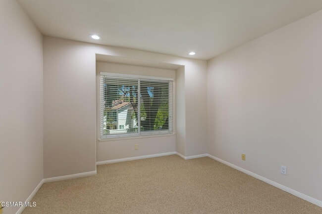 Building Photo - 1047 Windmill Ln