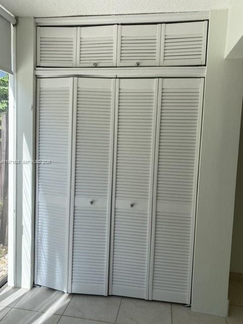 Building Photo - 2539 S Bayshore Dr