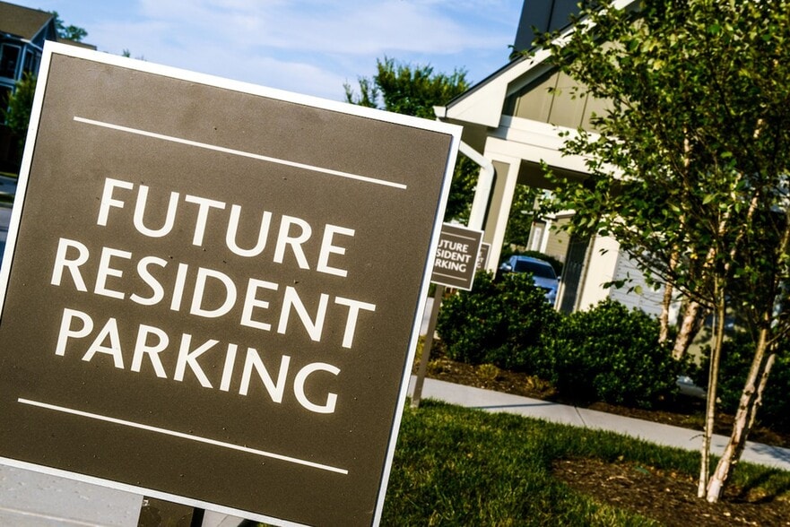 Building Photo - Independence Place Prince George