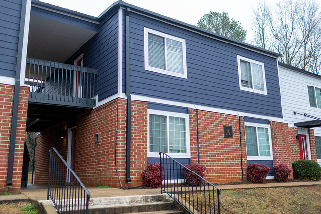 Exterior (1) - Hillcrest Townhomes