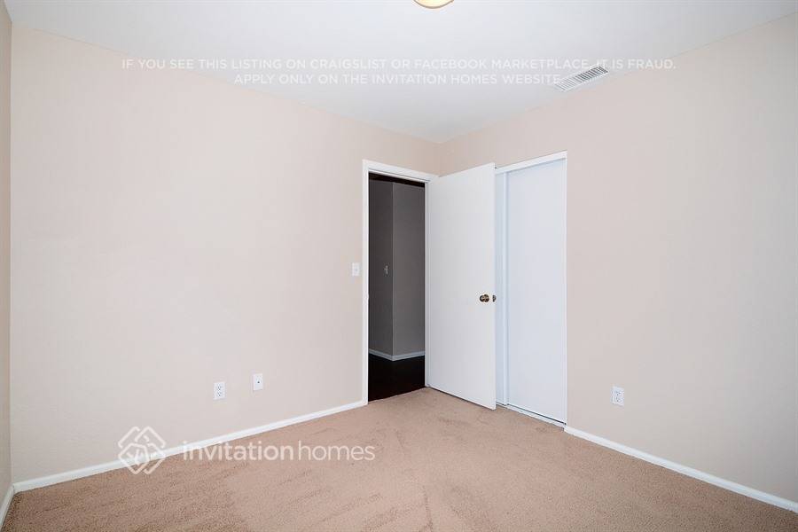 Building Photo - 3127 W Donald Dr