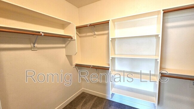 Building Photo - 13001 NW 49th Ave