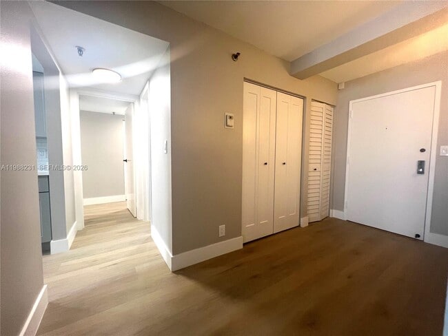 Building Photo - 2401 Collins Ave