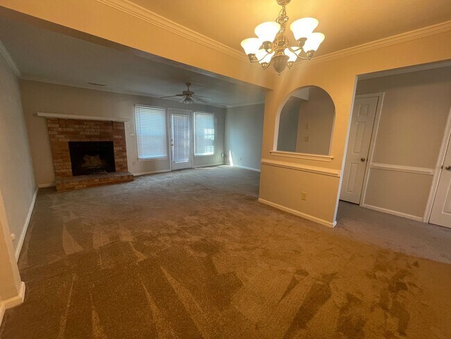 Building Photo - 4859 Woods Edge Rd