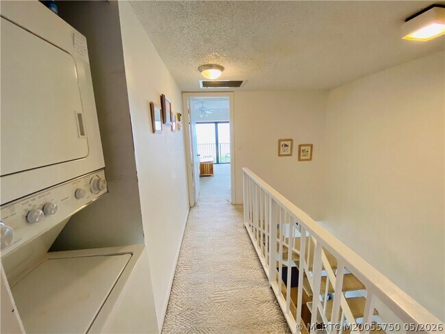 Building Photo - 11000 S Ocean Dr