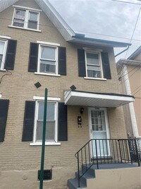 Building Photo - 1248 E 3rd St