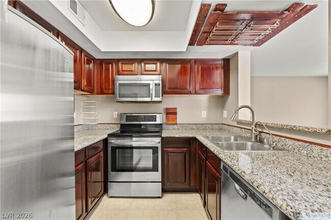 Building Photo - 6800 E Lake Mead Blvd