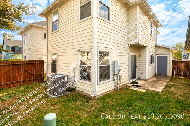 Building Photo - 2622 Crown Hollow