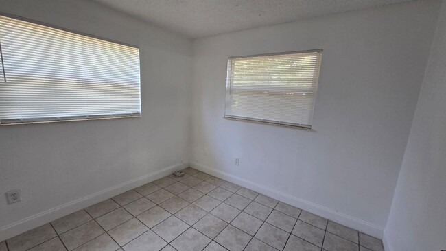 Building Photo - 4770 Cole St