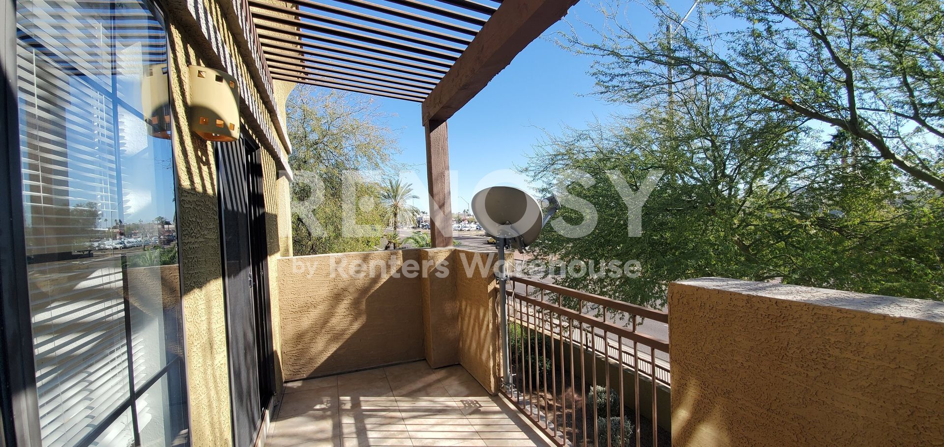 Building Photo - 1702 E Bell Rd