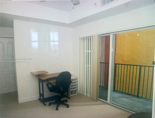 Building Photo - 6001 SW 70th St