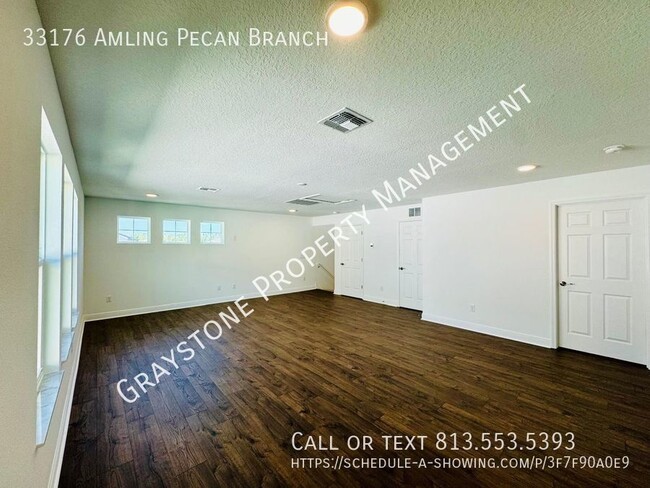 Building Photo - "Luxury Living in Wesley Chapel: Spacious ...