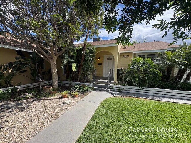 Building Photo - 19022 Sylvan St