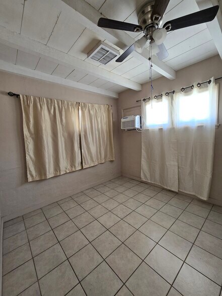 Building Photo - 12908 Cactus Dr