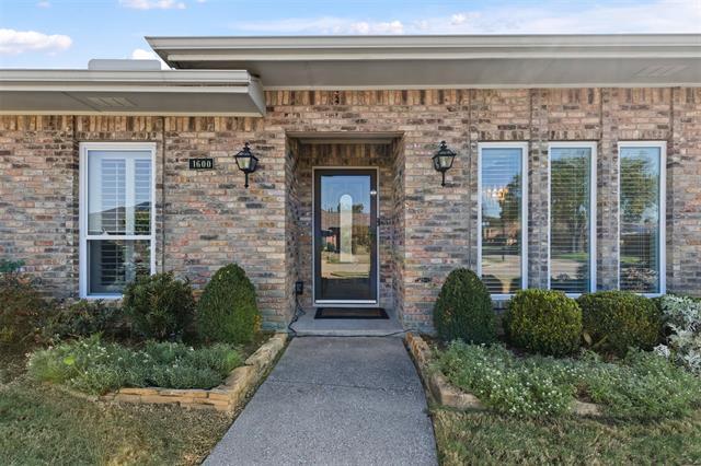 Building Photo - 1600 Fairwind Ct