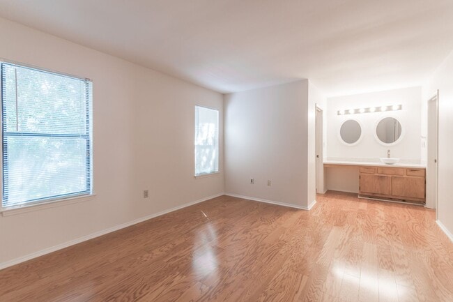 Building Photo - 2BR/2.5BA condo in Brandon Mill Farms in S...