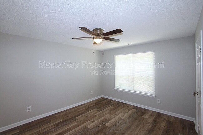Building Photo - 3705 Votive Ln