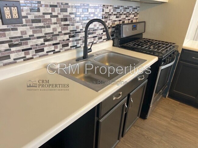 Building Photo - 1105 Wigwam Dr