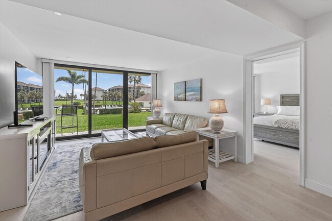 Building Photo - 301 S Seas Dr