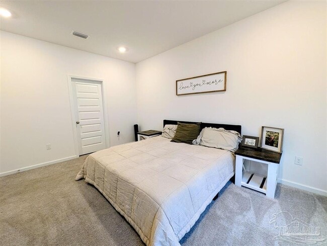 Building Photo - 6622 Sun Tree Cir