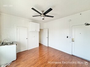 Building Photo - 1243 S Mariposa Ave, Los Angeles, CA 90006