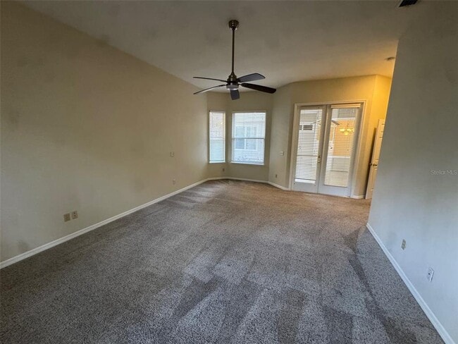 Building Photo - 4404 SW 91st Dr