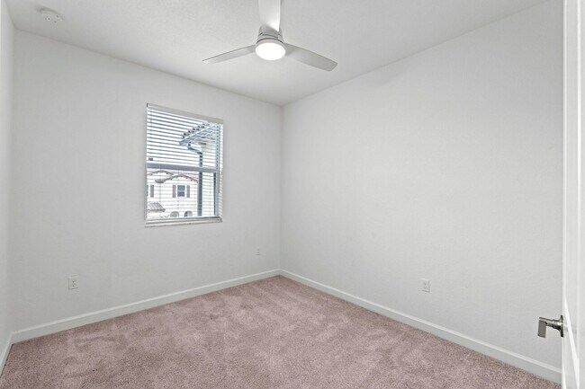 Building Photo - 5515 NW 27th St