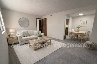 Building Photo - 1421 D St