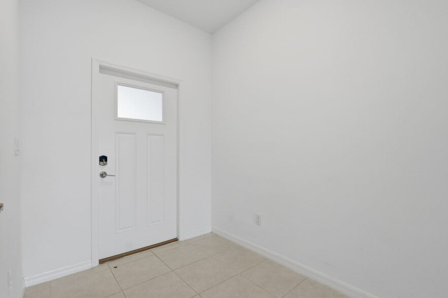 Building Photo - 32127 Powderpuff Mimosa Dr