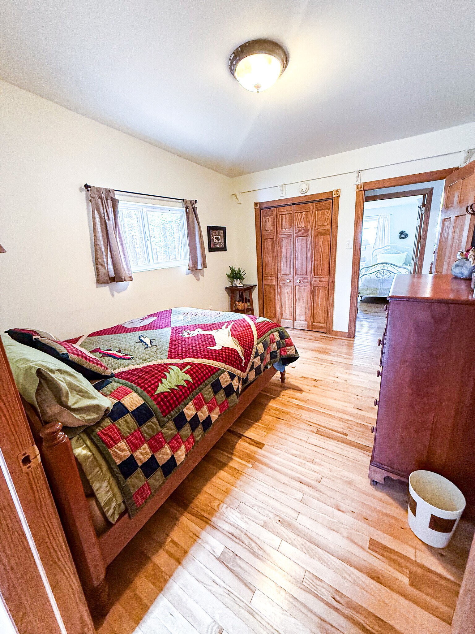 Building Photo - 440 S Peninsula Ln