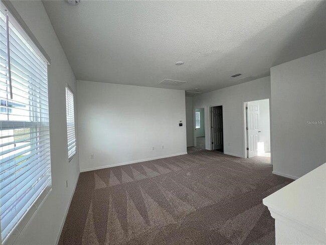 Building Photo - 2288 Treasure Hill St