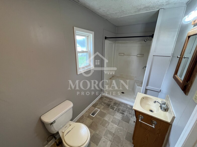 Building Photo - 4015 Haverhill Dr