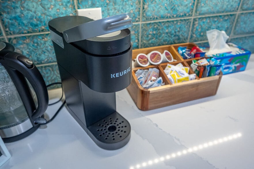 Building Photo - 211 Hargrove St