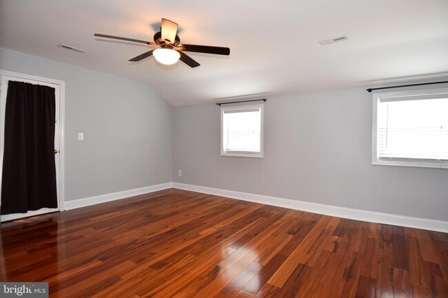 Building Photo - 7125 Harrison Ln